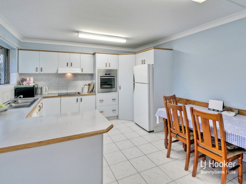 32 Fleetwood Street, Macgregor QLD 4109