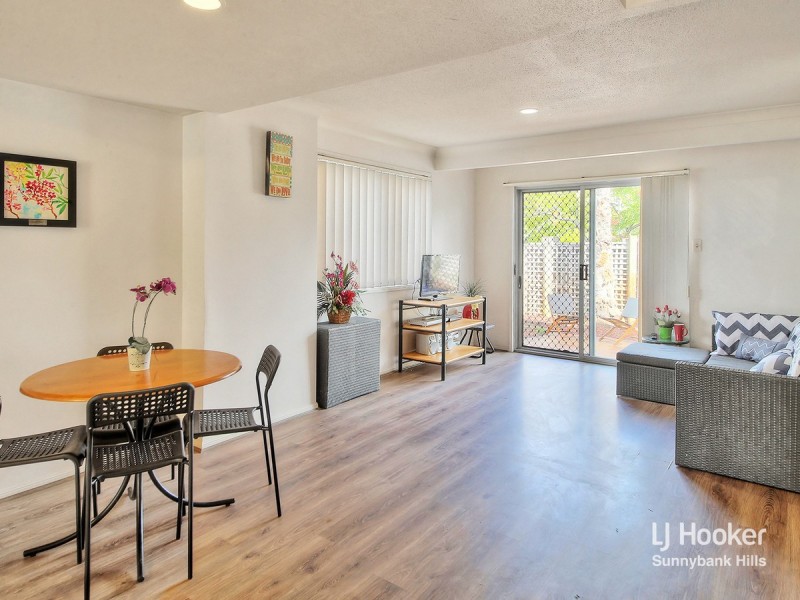 7/9 Lawrence Close, Robertson QLD 4109