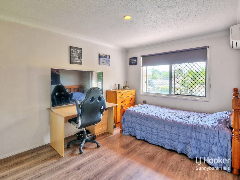 7/9 Lawrence Close, Robertson QLD 4109