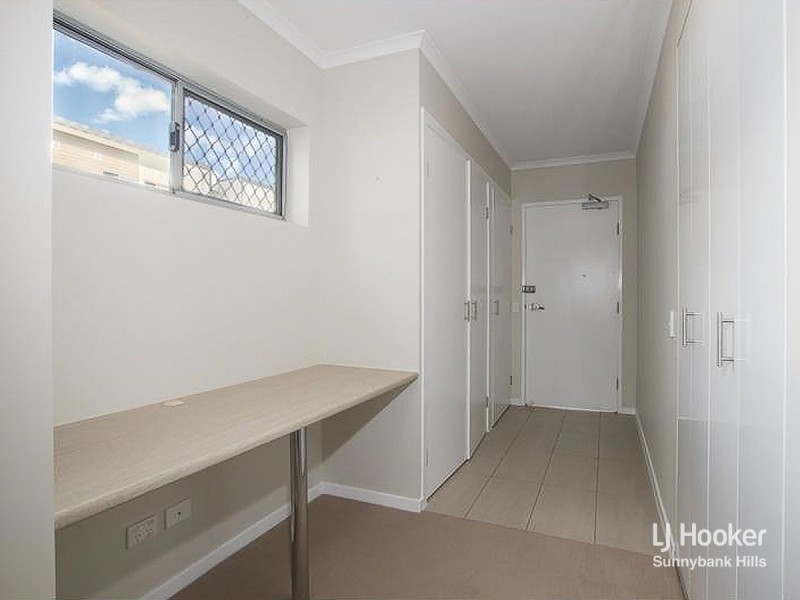 210/15 Bland Street, Coopers Plains QLD 4108