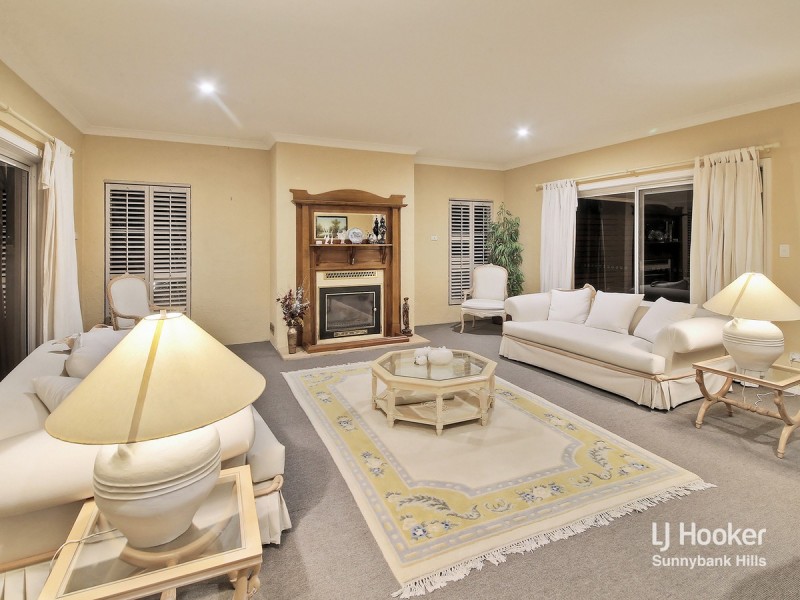 208 Bleasby Road, Eight Mile Plains QLD 4113