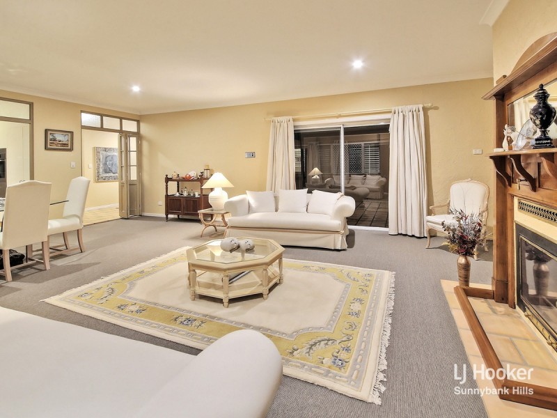 208 Bleasby Road, Eight Mile Plains QLD 4113