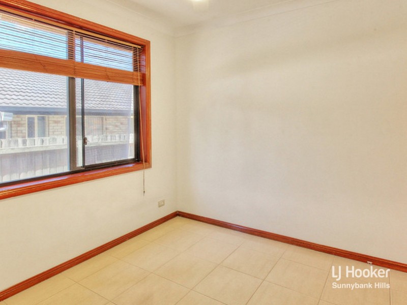 9 Maidenhair Place, Calamvale QLD 4116