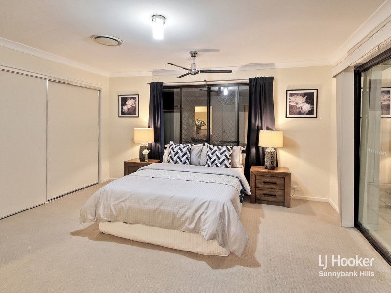 32 Trevi Close, Eight Mile Plains QLD 4113