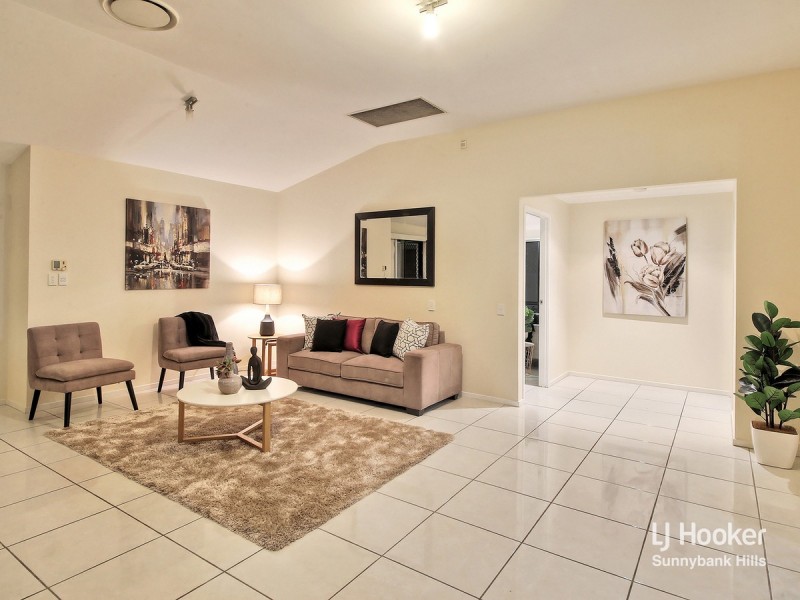 32 Trevi Close, Eight Mile Plains QLD 4113