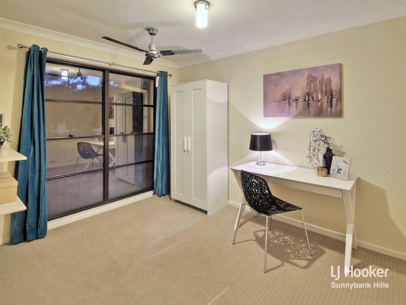 32 Trevi Close, Eight Mile Plains QLD 4113