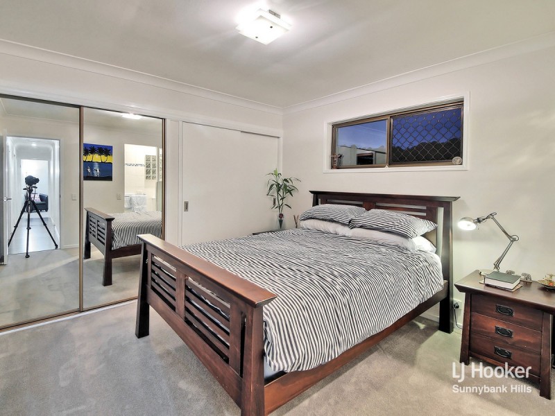 15 Tapioca Street, Eight Mile Plains QLD 4113