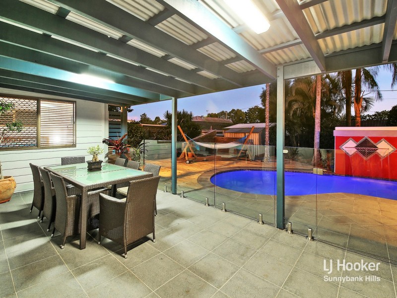 15 Tapioca Street, Eight Mile Plains QLD 4113