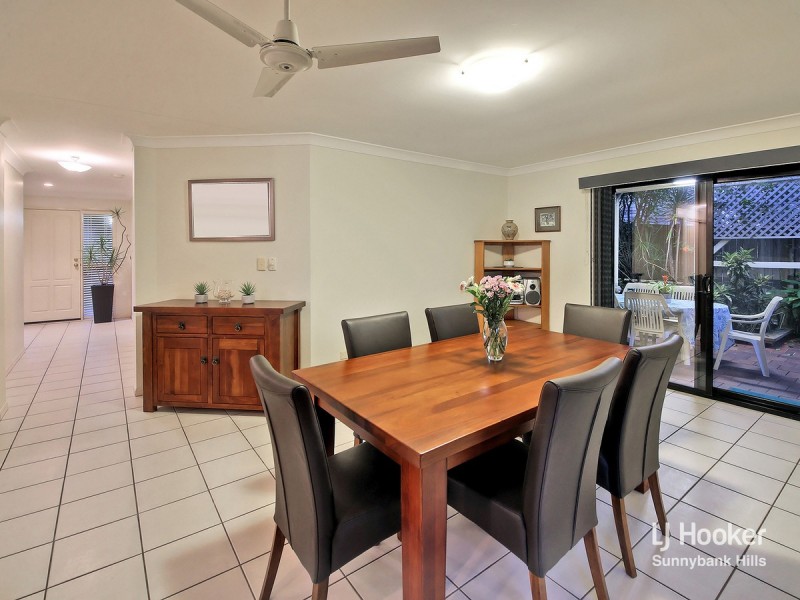 5 Mandarin Street, Coopers Plains QLD 4108