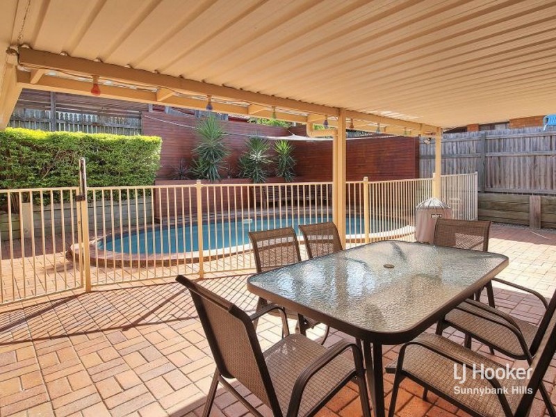 96 Palatine Street, Calamvale QLD 4116