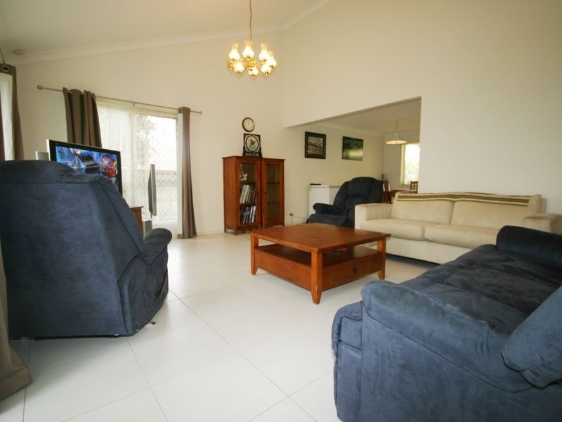 58 Bannockburn Crescent, Parkinson QLD 4115
