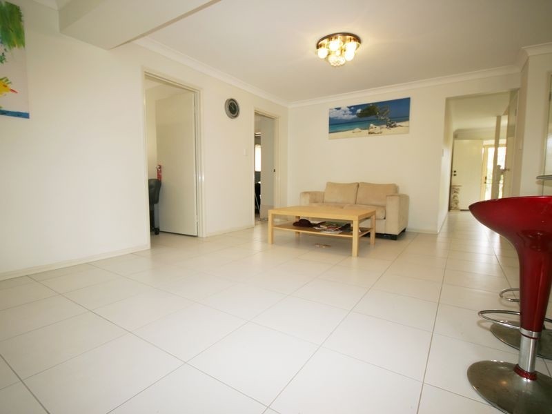 58 Bannockburn Crescent, Parkinson QLD 4115