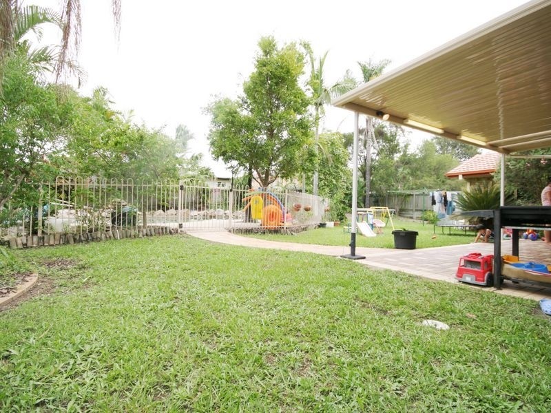 58 Bannockburn Crescent, Parkinson QLD 4115