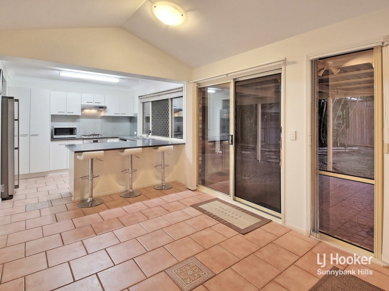 32 Rivergum Place, Calamvale QLD 4116