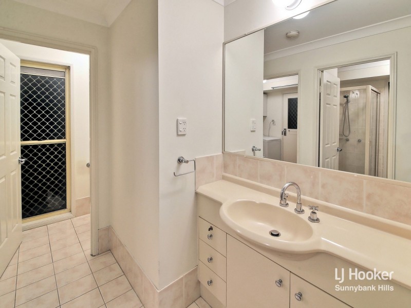 32 Rivergum Place, Calamvale QLD 4116