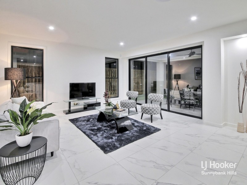 98 Splendour Street, Rochedale QLD 4123