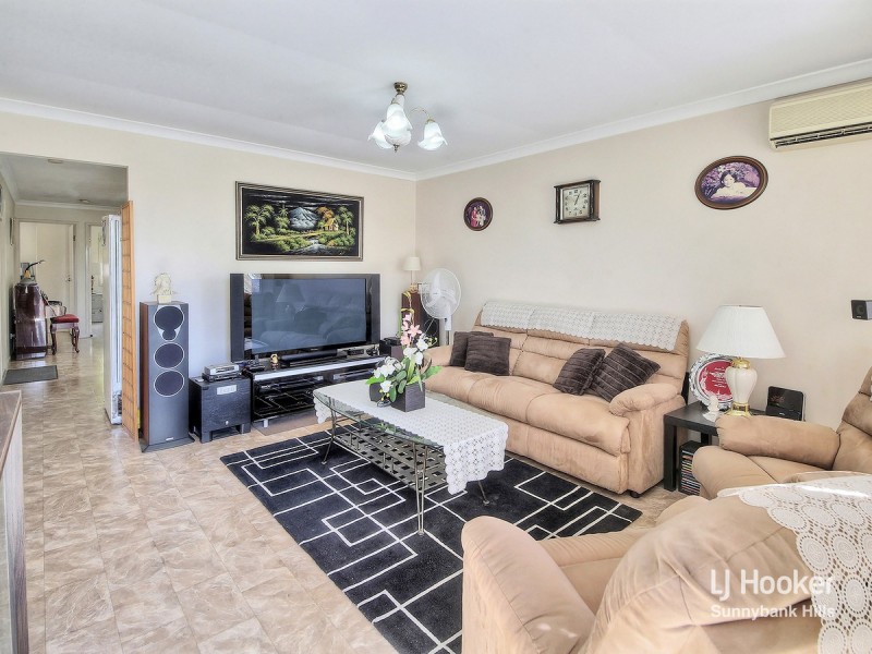 37 Picot Crescent, Runcorn QLD 4113