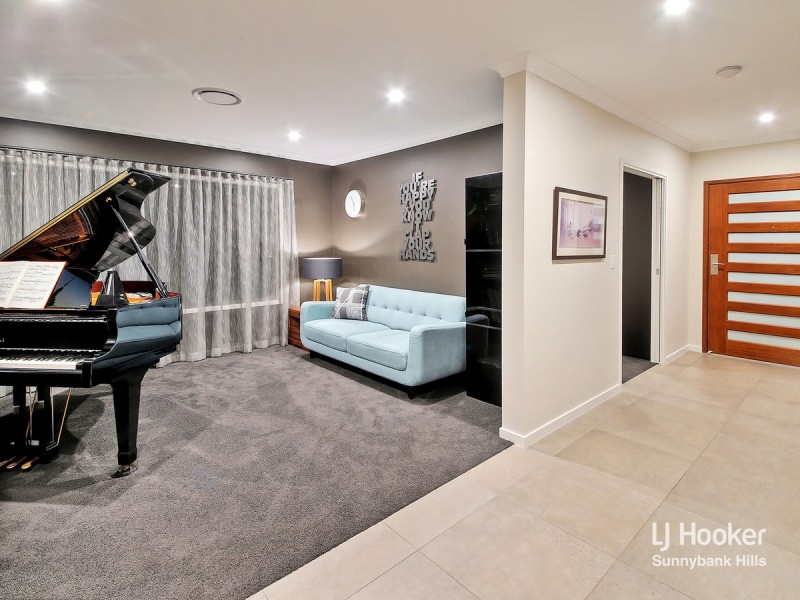 9 Valley Circuit, Kuraby QLD 4112