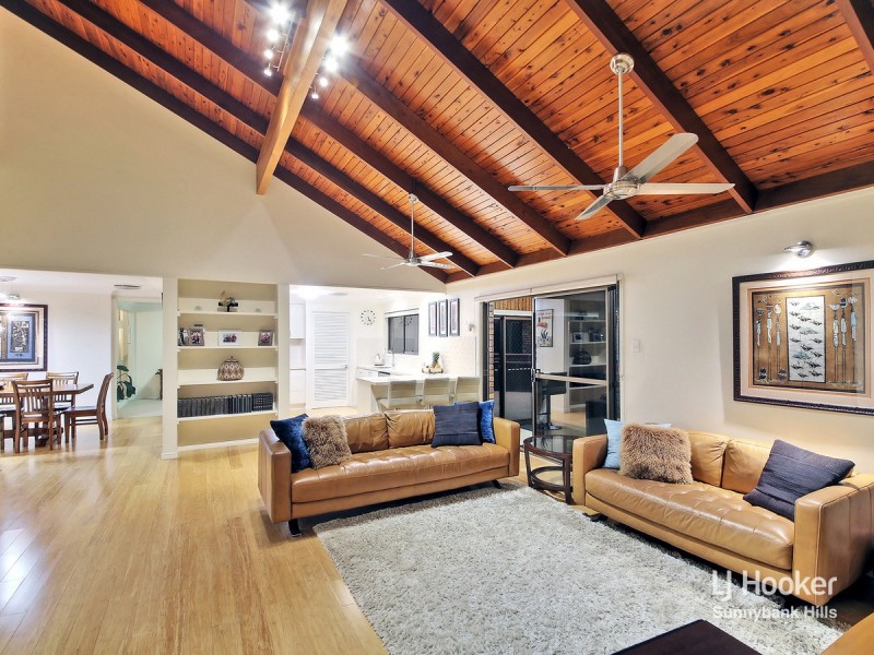 19 Mintwood Place, Sunnybank Hills QLD 4109