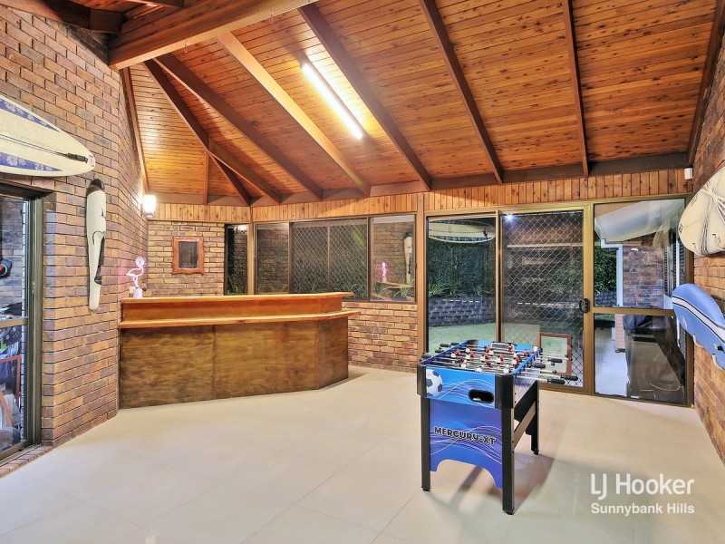 19 Mintwood Place, Sunnybank Hills QLD 4109