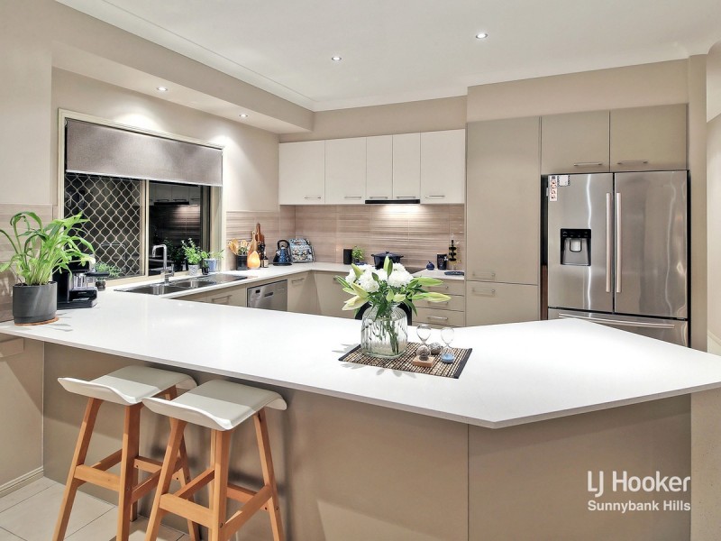 5 Nungatta Court, Parkinson QLD 4115