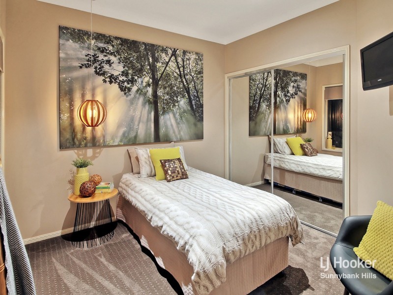 5 Nungatta Court, Parkinson QLD 4115