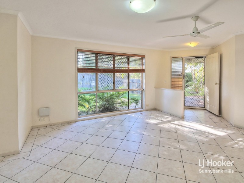 21 Daffodil Crescent, Calamvale QLD 4116