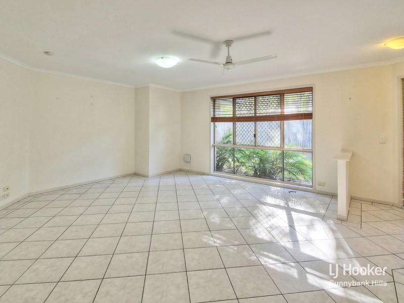 21 Daffodil Crescent, Calamvale QLD 4116