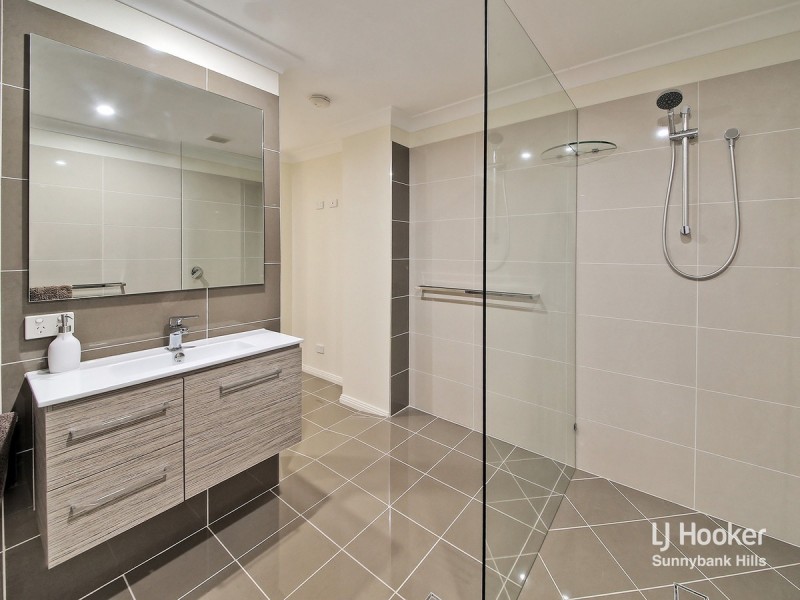 9 Wild Cotton Close, Kuraby QLD 4112