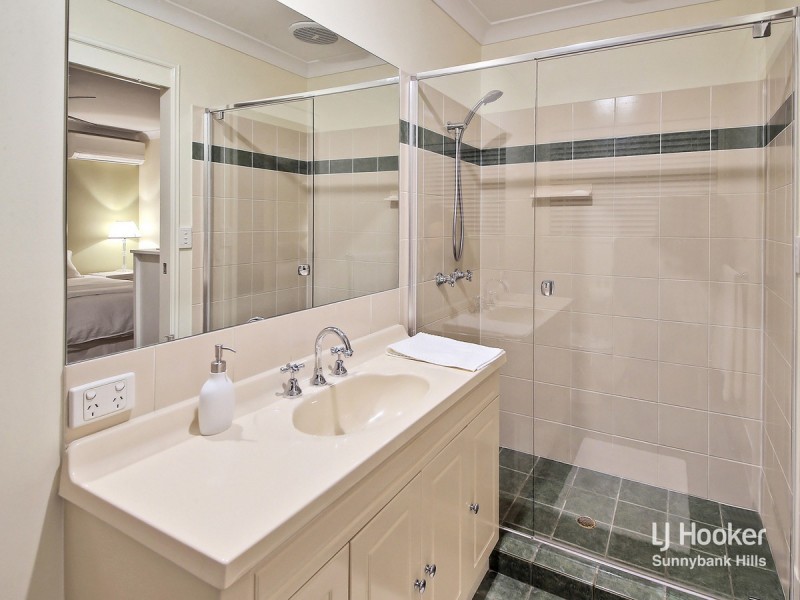 9 Wild Cotton Close, Kuraby QLD 4112