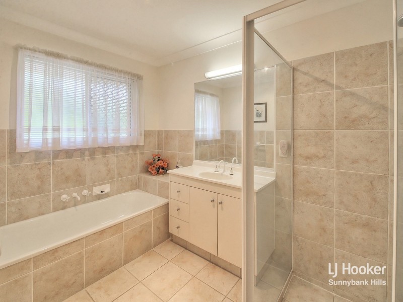 12 Ironwood Close, Runcorn QLD 4113