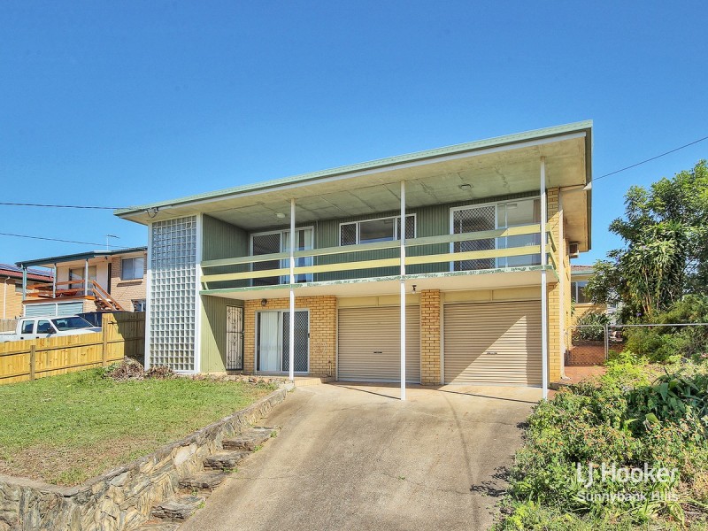 68 Mingera Street, Mansfield QLD 4122