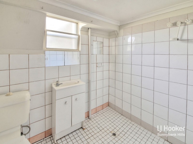 16 Margarette Street, Logan Central QLD 4114