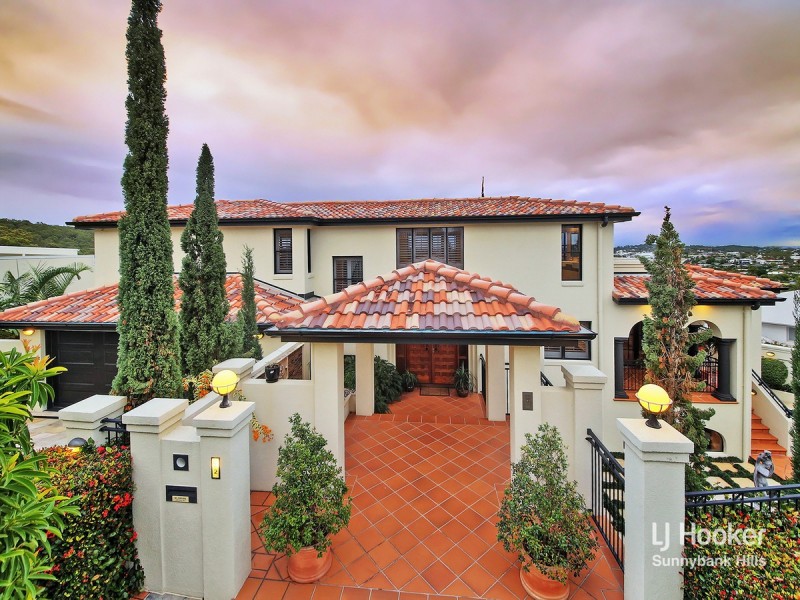 72 McGahan Street, Carina Heights QLD 4152