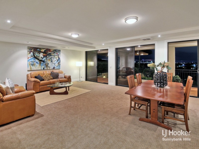 72 McGahan Street, Carina Heights QLD 4152