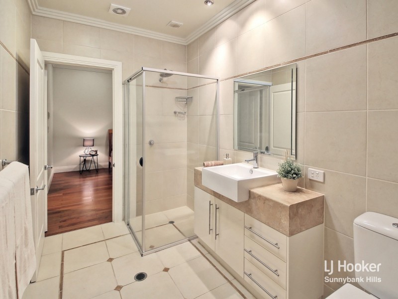 72 McGahan Street, Carina Heights QLD 4152