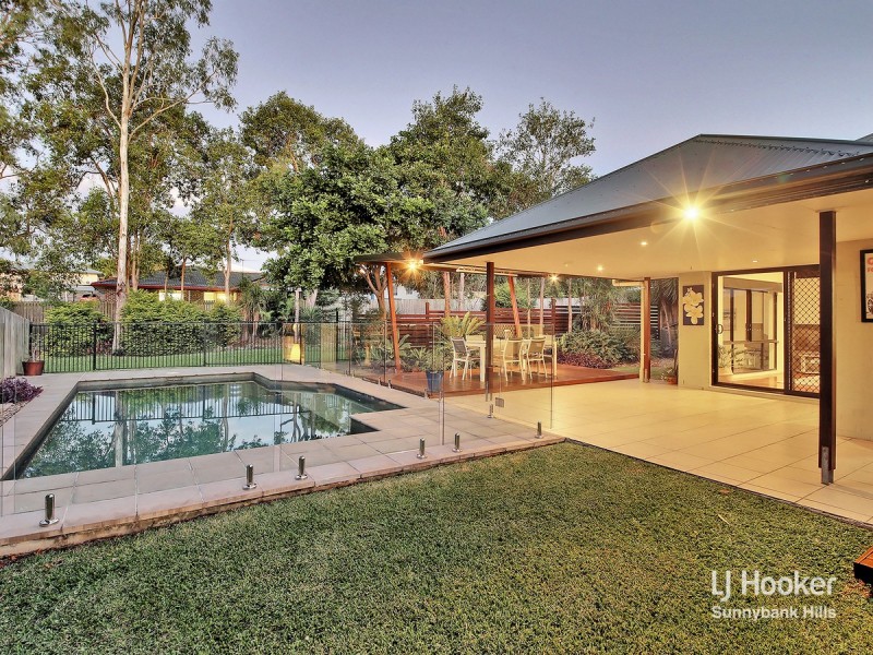 97 Hibiscus Close, Wishart QLD 4122