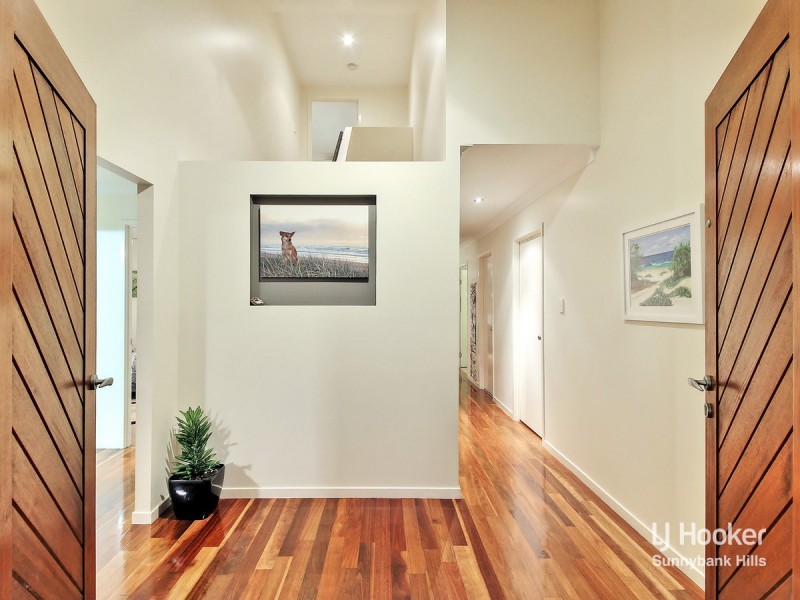 97 Hibiscus Close, Wishart QLD 4122