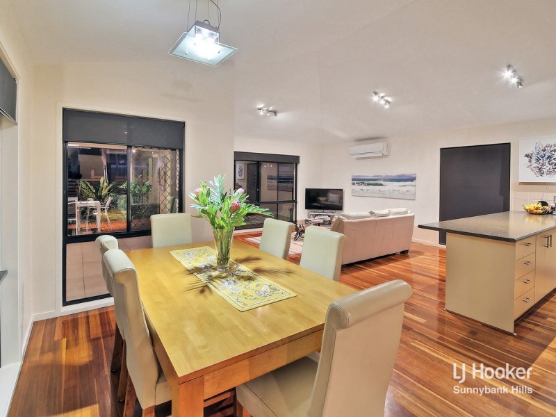 97 Hibiscus Close, Wishart QLD 4122