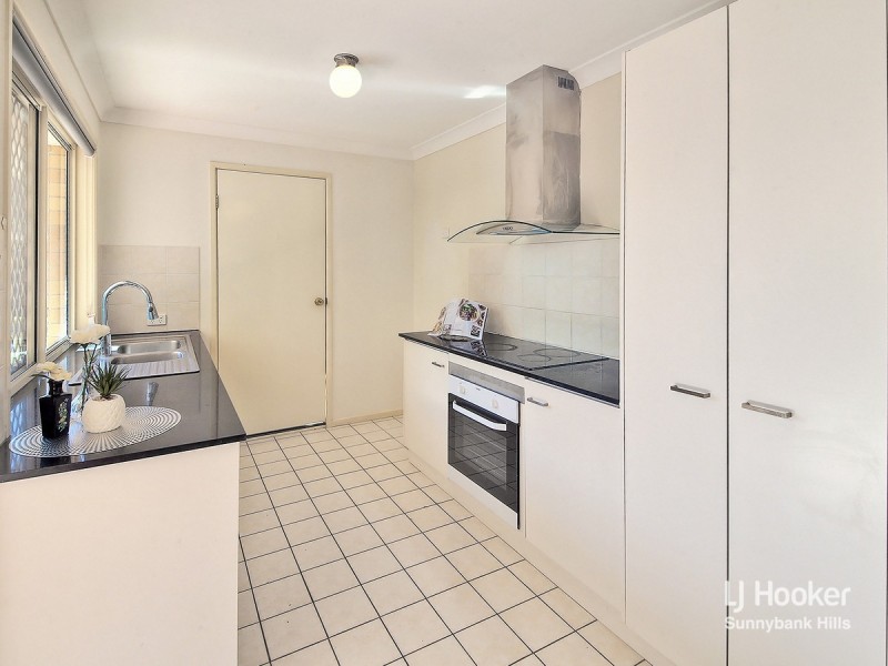 2 Silky Oak Court, Calamvale QLD 4116