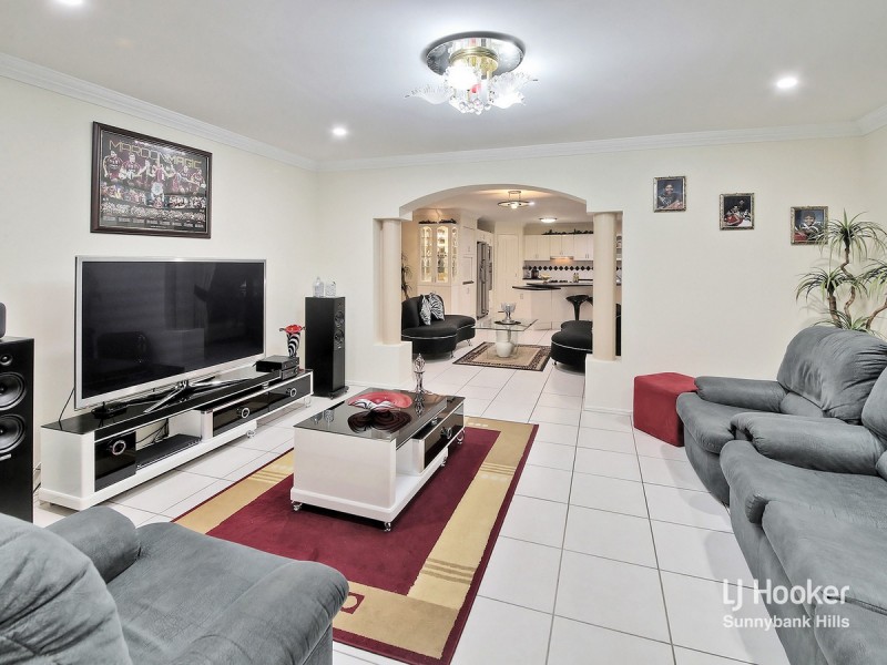 15 Curzon Place, Sunnybank Hills QLD 4109
