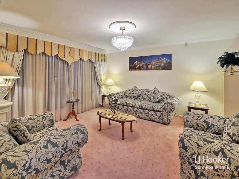 15 Curzon Place, Sunnybank Hills QLD 4109