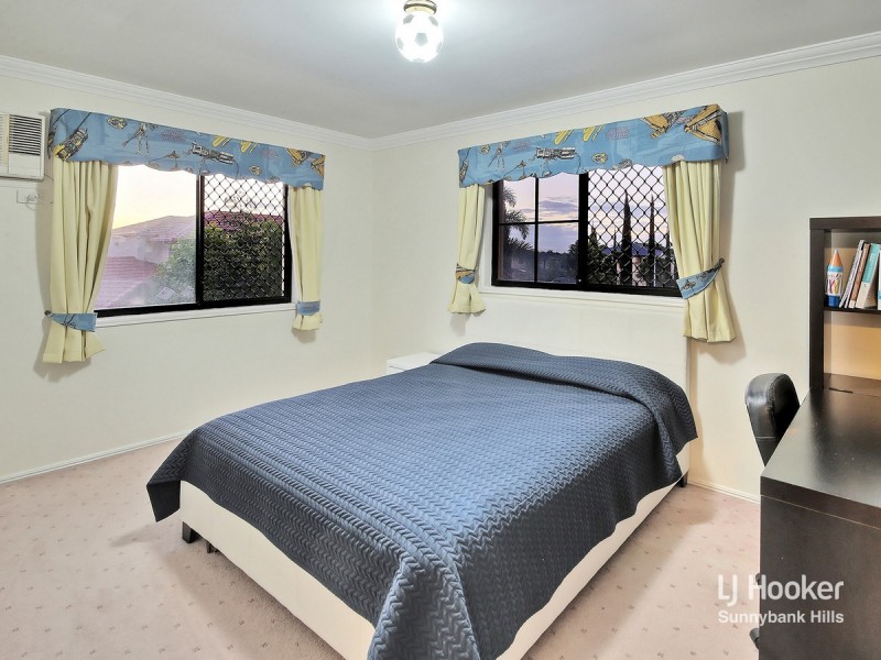 15 Curzon Place, Sunnybank Hills QLD 4109
