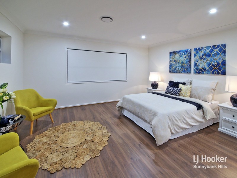 10 Sunshine Place, Eight Mile Plains QLD 4113