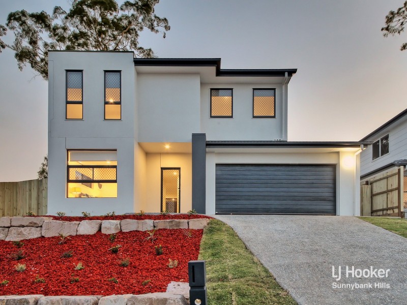 10 Sunshine Place, Eight Mile Plains QLD 4113