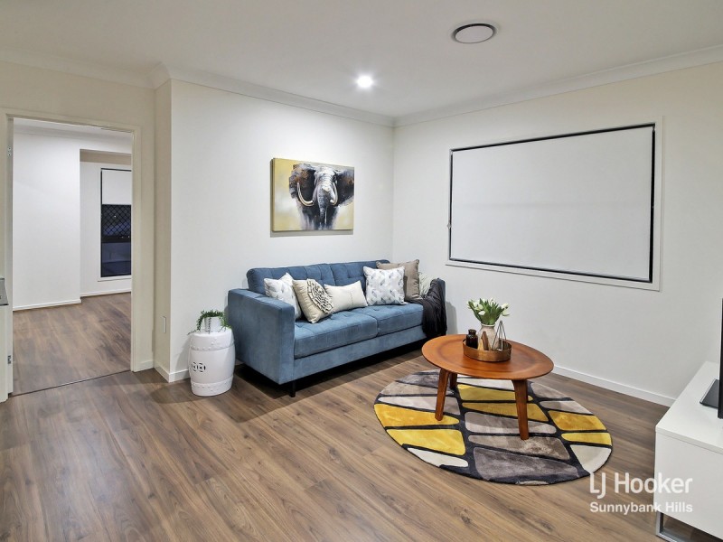 10 Sunshine Place, Eight Mile Plains QLD 4113