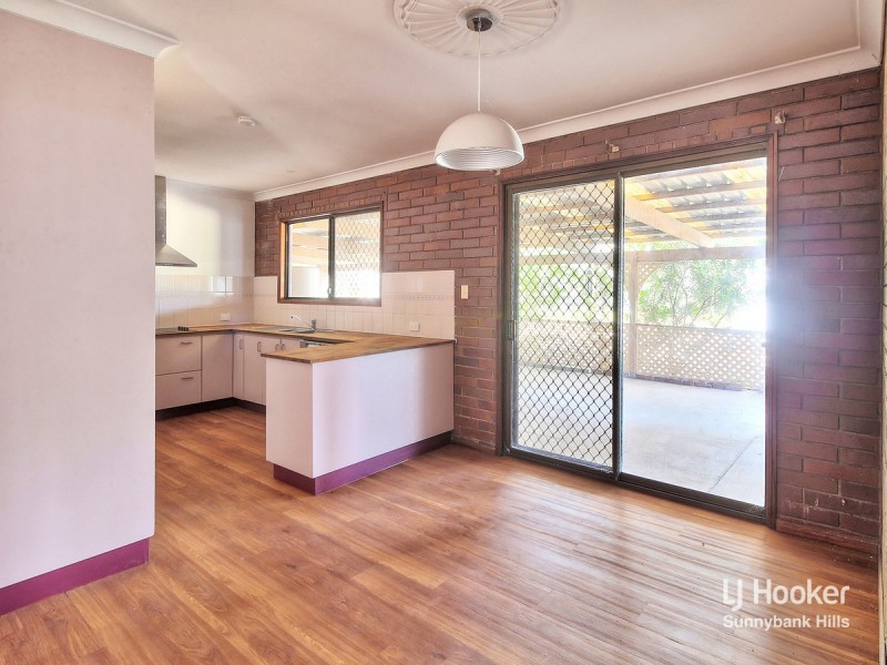 38 Cloverdale Road, Doolandella QLD 4077