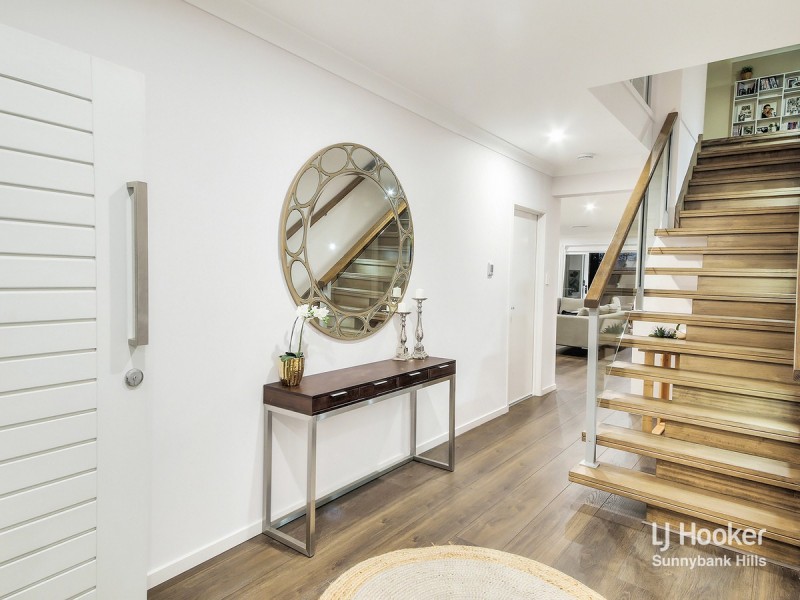 31 Peachtree Place, Stretton QLD 4116