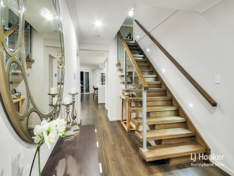 31 Peachtree Place, Stretton QLD 4116