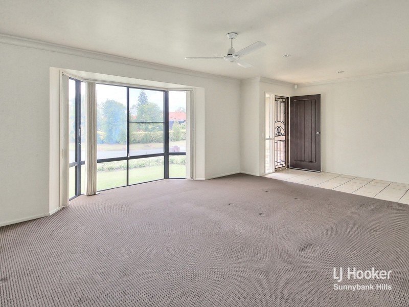 15 Tathra Street, Parkinson QLD 4115